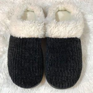 Isotoner Washable Chenille Faux Fur Slipper
